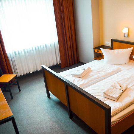 Haus des Volkes - Das Bauhaushotel Probstzella Zimmer foto