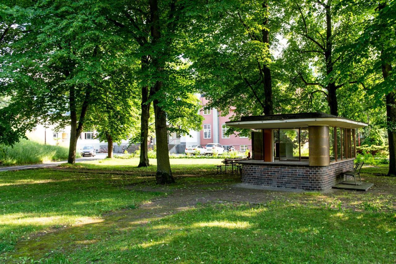 Haus des Volkes - Das Bauhaushotel Probstzella Exterior foto